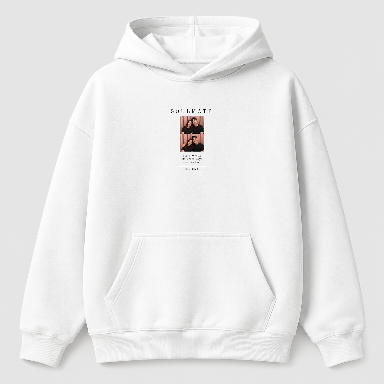 Áo hoodie Soulmate 2 Ảnh Và Năm Kỷ Niệm RIENGVN — thiết kế Trắng