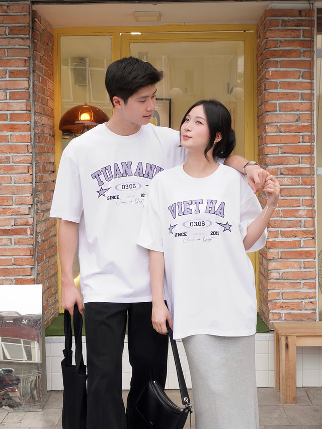 Gợi ý phối áo thun trắng in tên